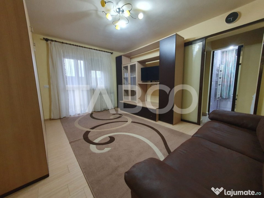 Apartament 2 camere semidecomandat etaj intermediar de vanza