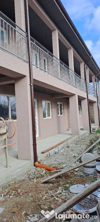 Apartament 2 camere situat în casa tip vilă În apropiere de parc,gara