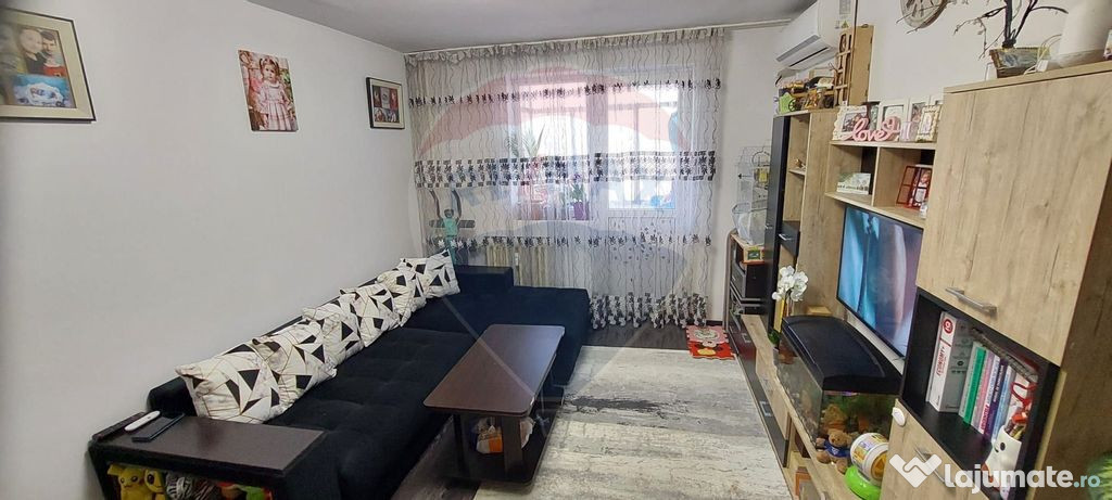 Apartament cu 2 camere de vânzare in Drumul Taberei B-du...