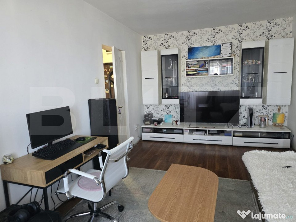 Apartament 2 camere , 46 mp. Micro 14