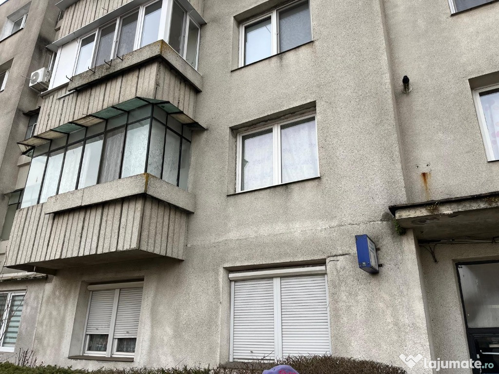 De vânzare Apartament 2 camere - Reghin