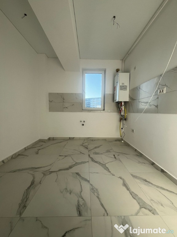 Apartament cu 2 camere, decomandat, Sector 4