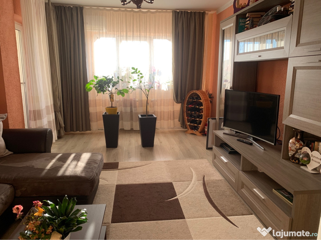 Apartament 3 camere