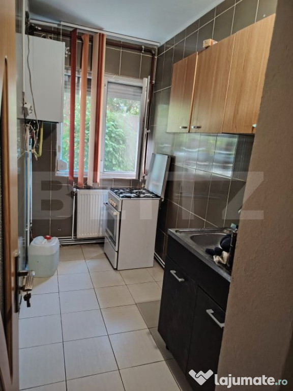 Apartament de vanzare cu 2 camere, 52 mp, zona M11