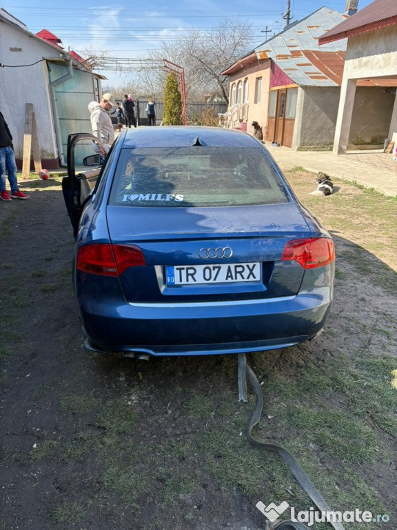Dezmembrez Audi a4 b7 2.0 blb