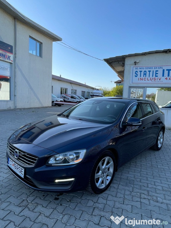 Volvo V60 D4 Ocean Race | 2014 | Automată | 370.000 km | 8.200 €