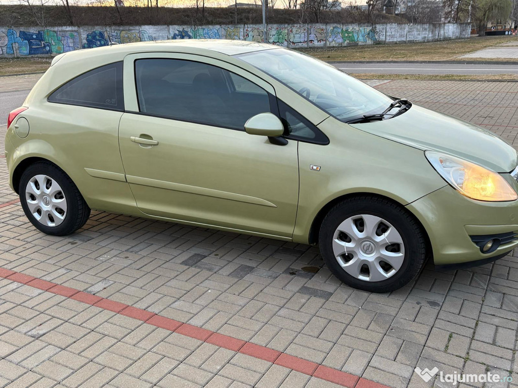 Vand Opel corsa cutie automata
