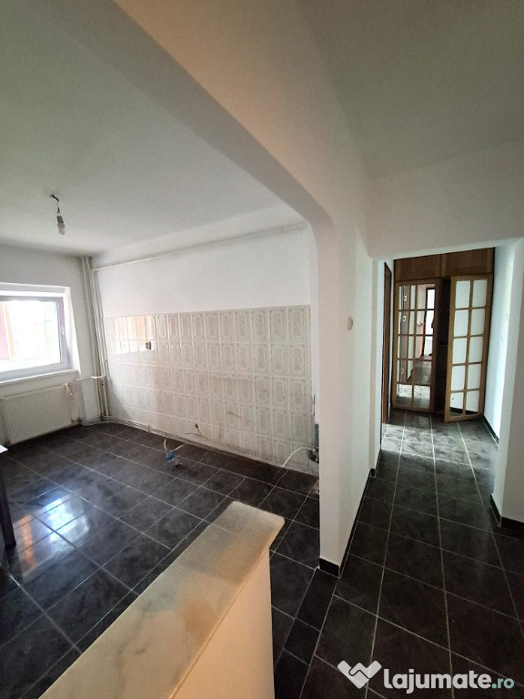 Apartament 2 camere ,zona (BIG) Mega Image