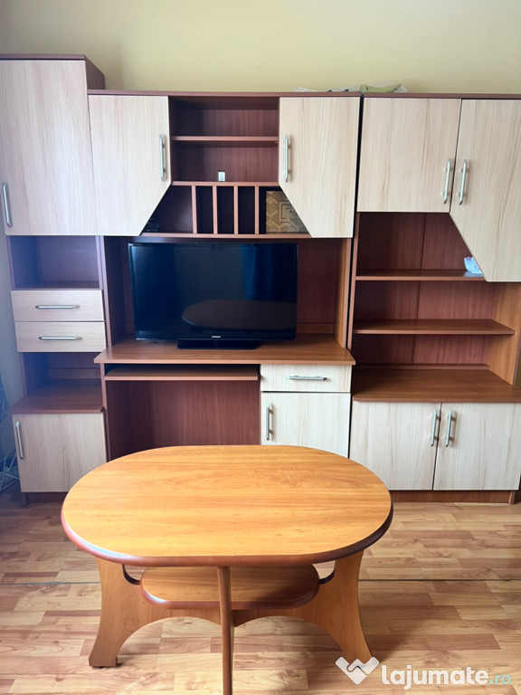 Set mobilă living+ dulap+ măsuță
