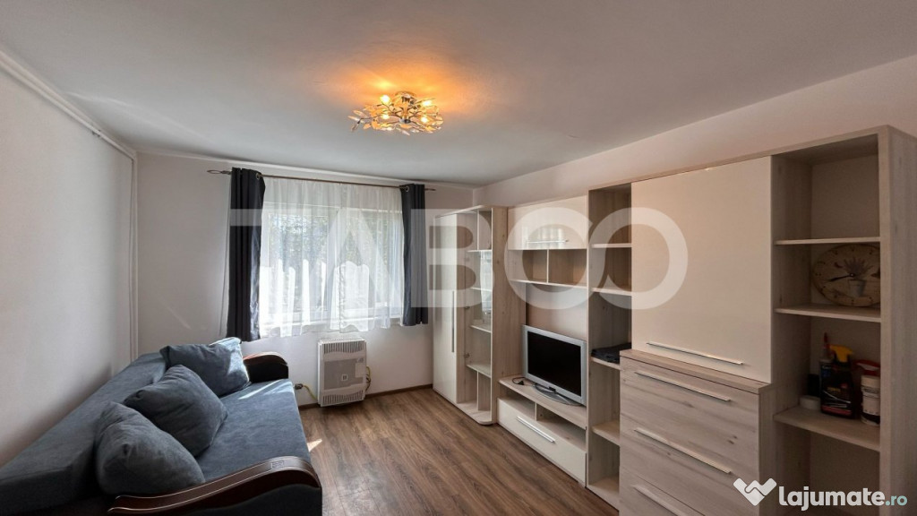 Garsoniera de vanzare etaj 1 complet mobilata zona Compa Sib