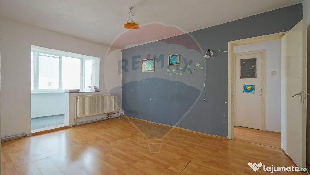 Apartament cu 3 camere de vânzare,Sacele- Stefan Cel Mare