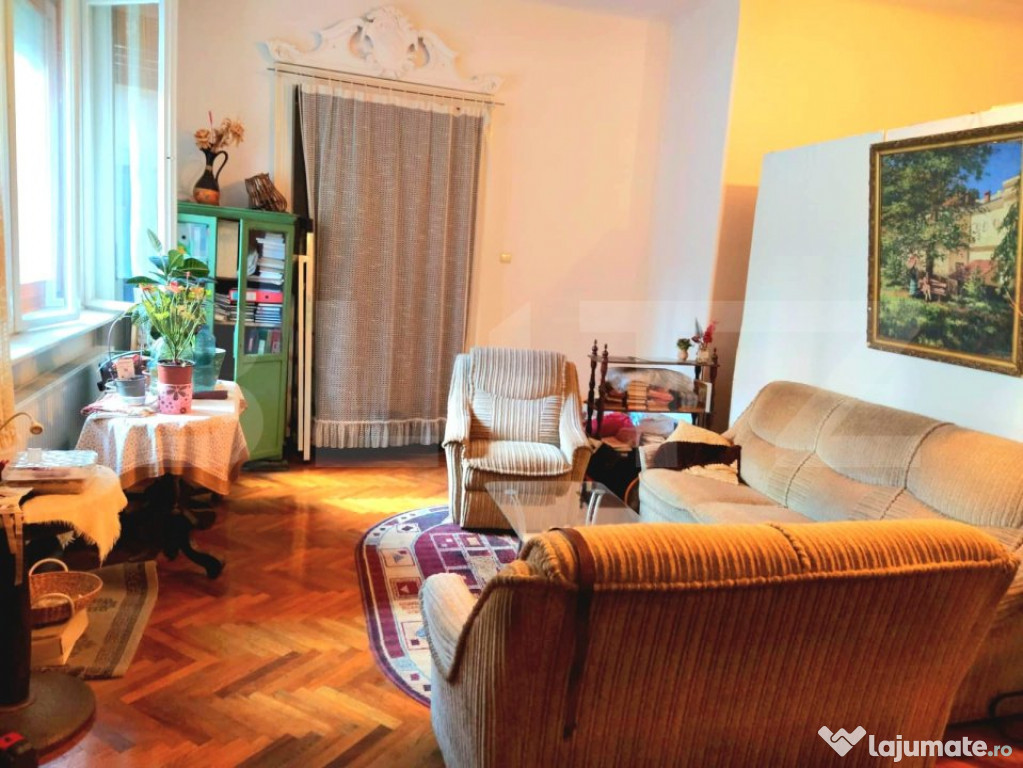Vanzare Apartament