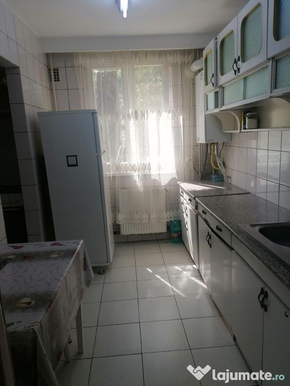 Apartament 3 camere Titan- Ozana.