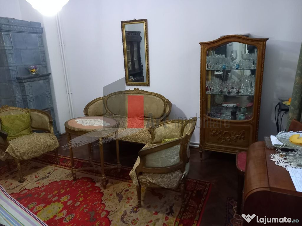 Apartament 4 camere in vila Domenii