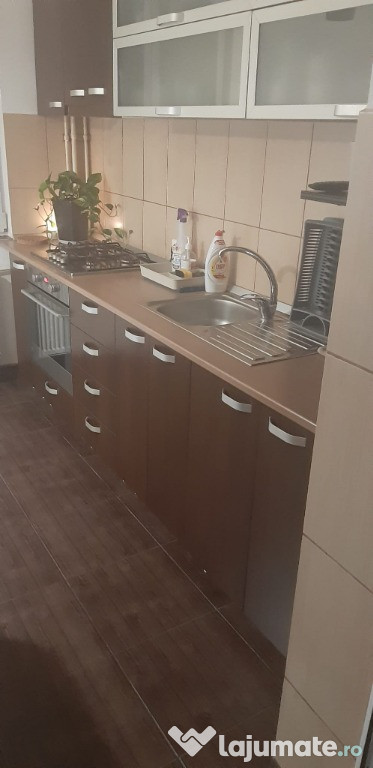 Brancoveanu, Stoian Militaru, Apartament 3 camere.