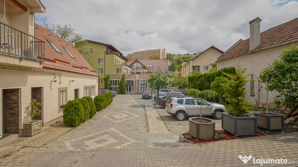 Apartament cu loft și design clasic, 4 camere, Brașovul...