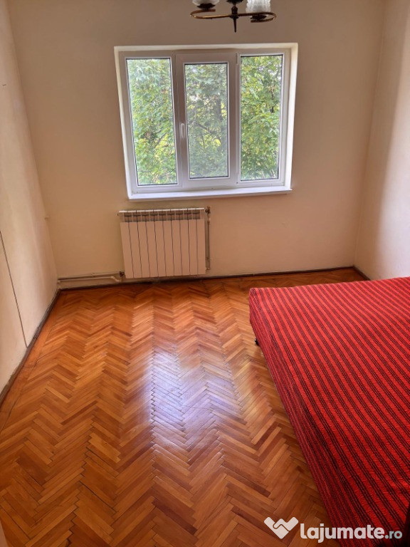Apartament 3 camere Obor etaj 3 Liber.