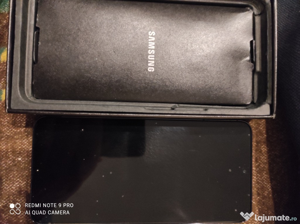 Samsung Galaxy S 22+Ceas Galaxy gear