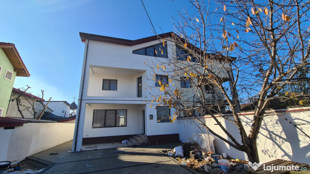 Vanzare vila Voluntari