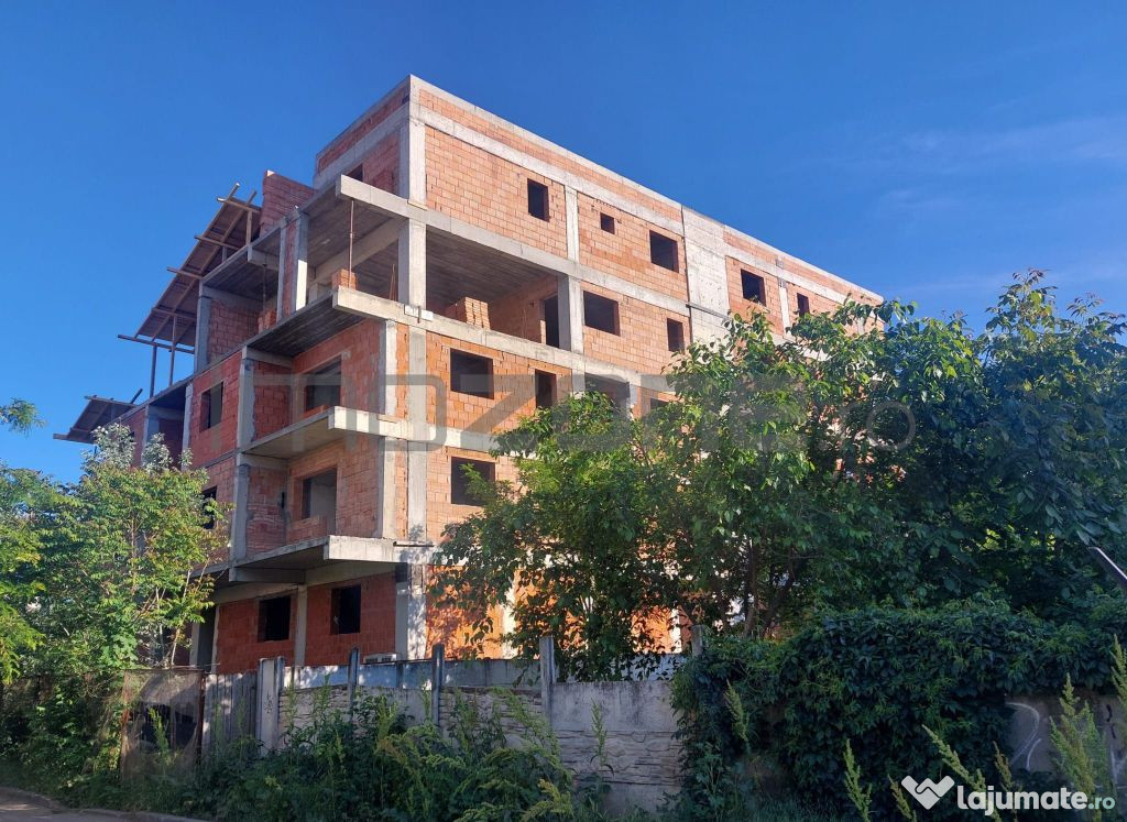 Studio 46 mp, etaj 2 din 4, langa METROU MILITARI, Bloc n...