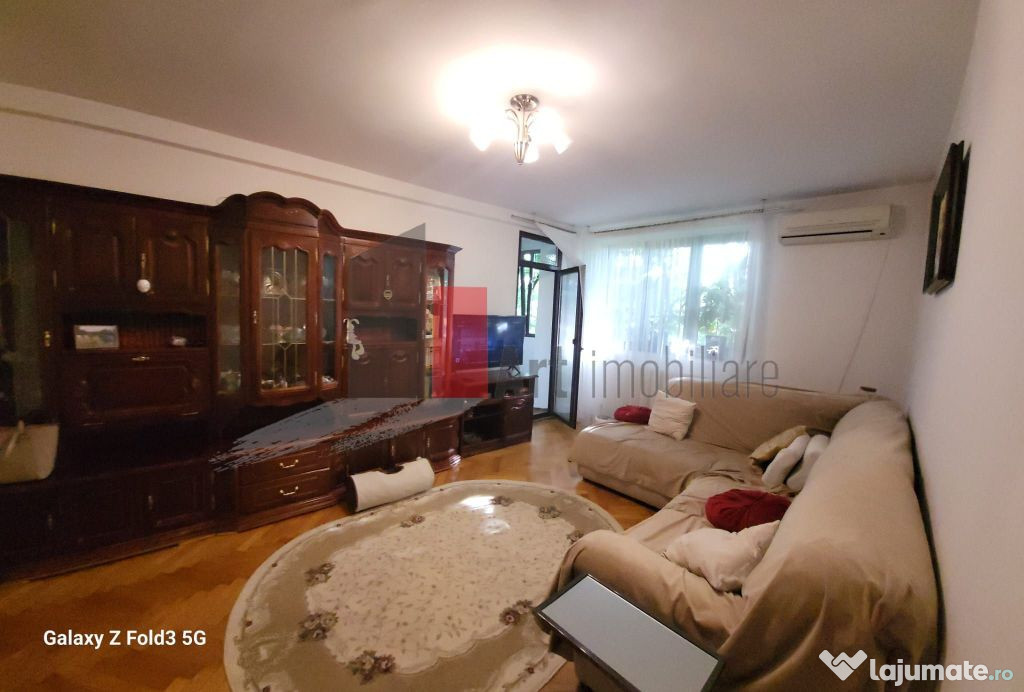 Apartament 4 camere, Titan