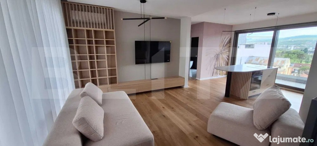 Penthouse superb, 65mp, 2 parcari, zona Centrala