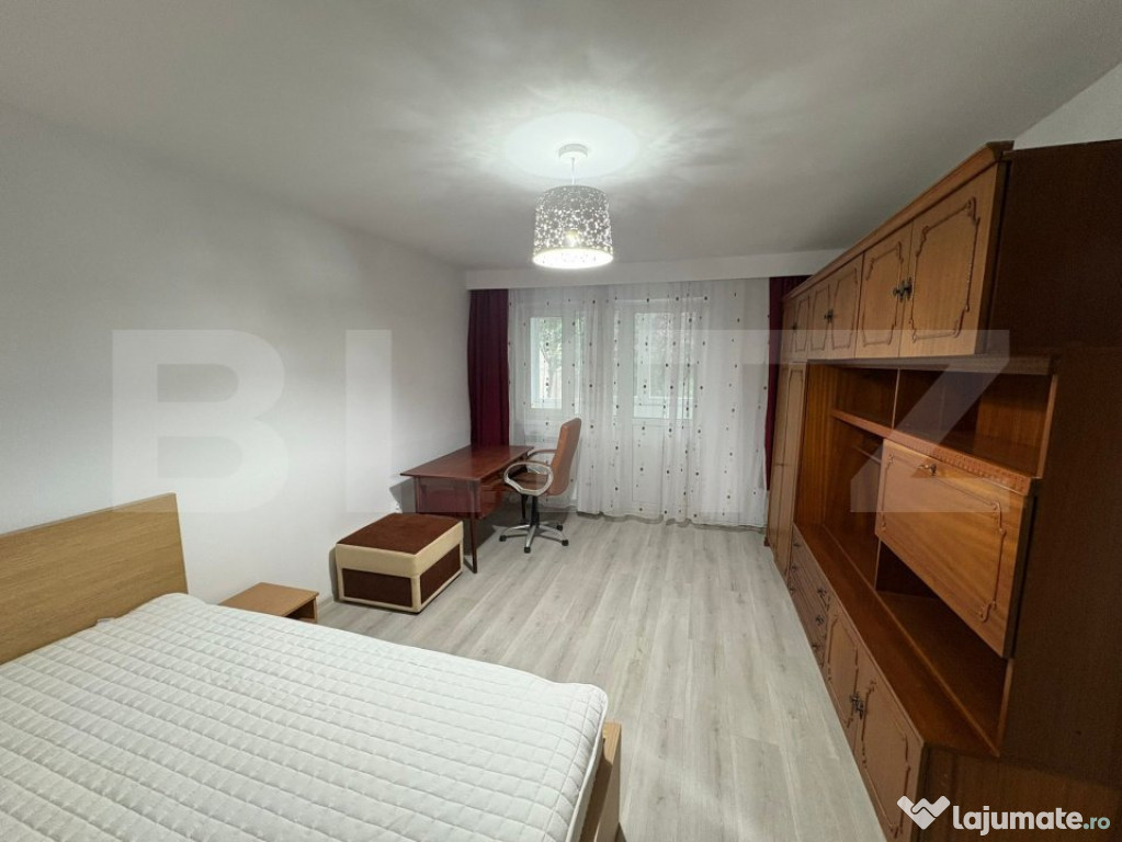 Apartament 2 camere, decomandat, parcare, zona Manastur