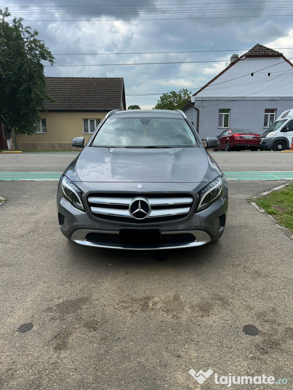 Mercedes benz Gla 200d an 2017