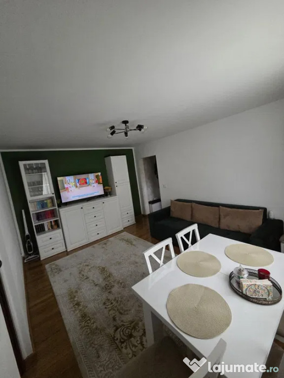 Apartament cu 2 camere - etaj - 2 - Zona George Enescu