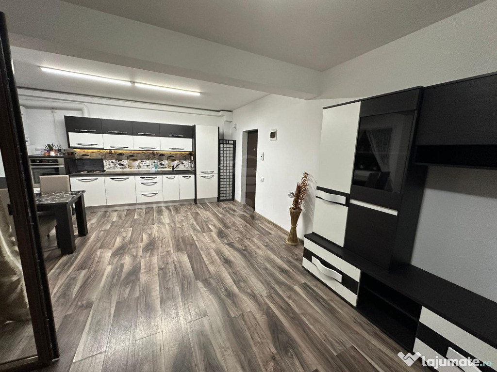Apartament cu parcare