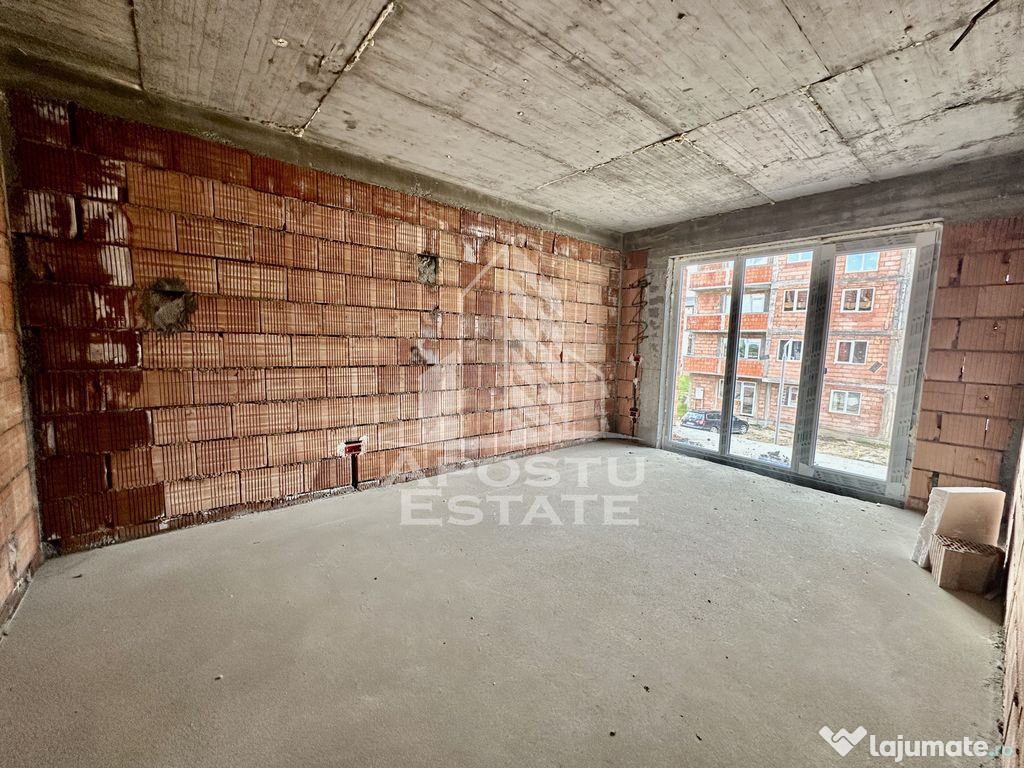 Apartament cu 3 camere, decomandat, bucatarie inchisa, Giroc