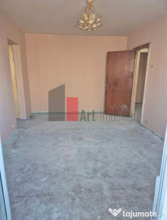 De vânzare: Apartament 2 camere – Str. Podul Giurgiulu...