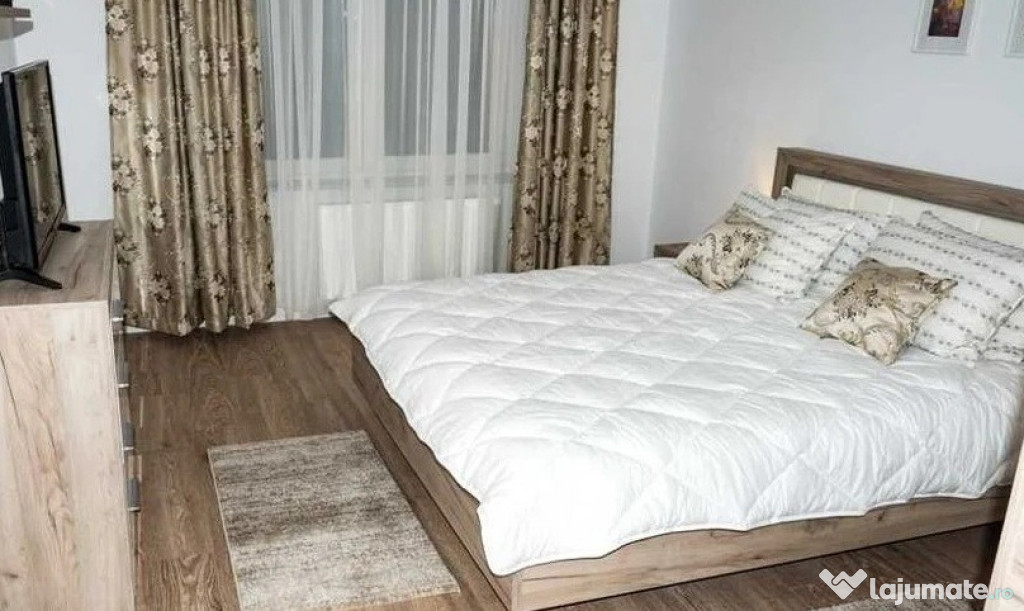 DELFINARIU Chirie Apartament 2 camere pe Blv Mamaia vizavi de Mc
