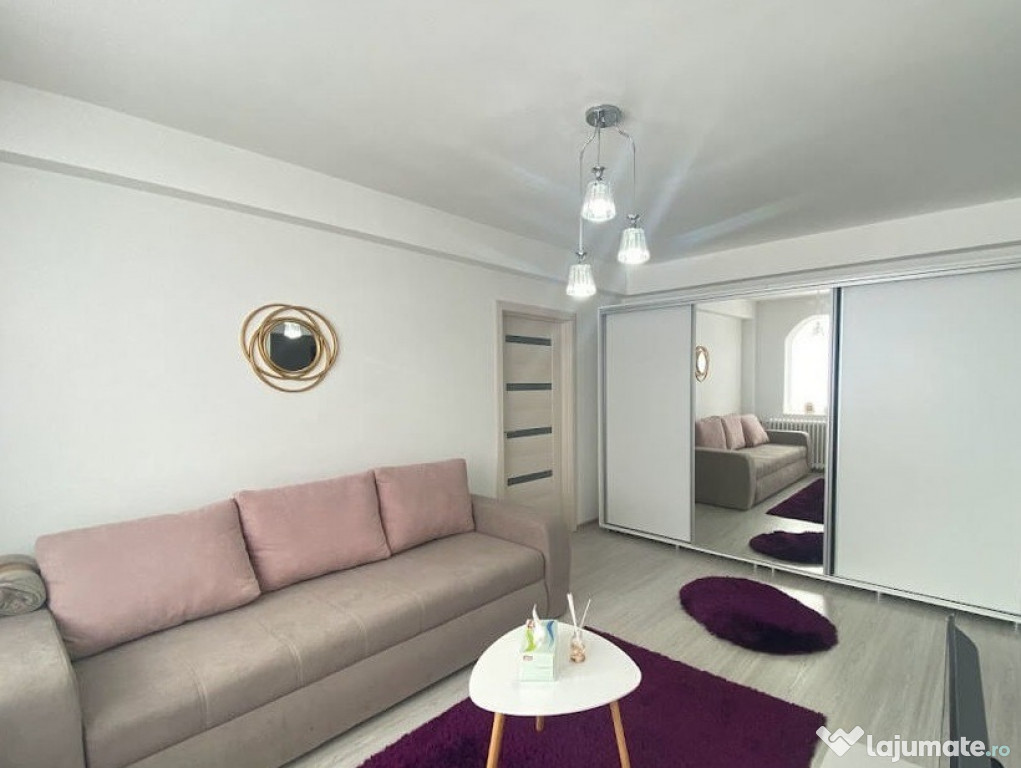 Zona tractorul chirie Apartament 2 camere Coresi Shopping