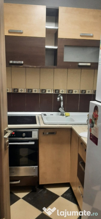 Proprietar vând apartament doua camere