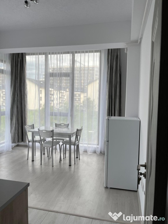 PRIMA INCHIRIERE apartament cu 2 camere si loc de parcare
