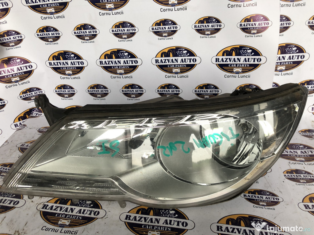 Far Stanga Halogen Volkswagen Tiguan 2012