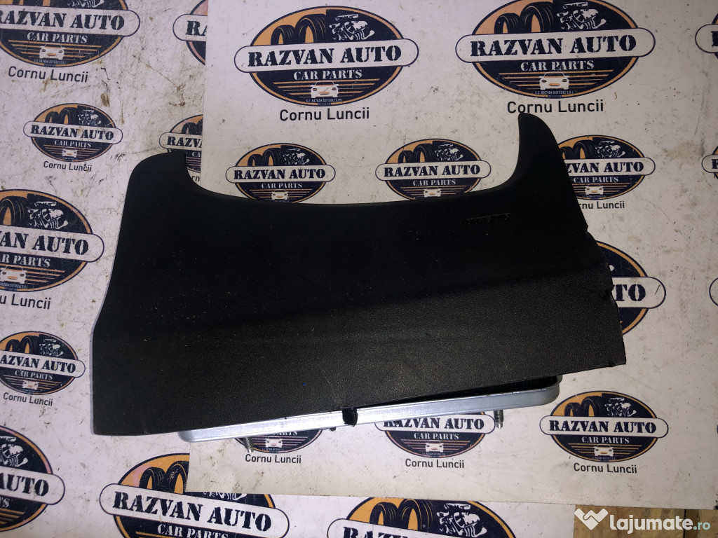 Airbag genunchi Ford B-MAX 2012