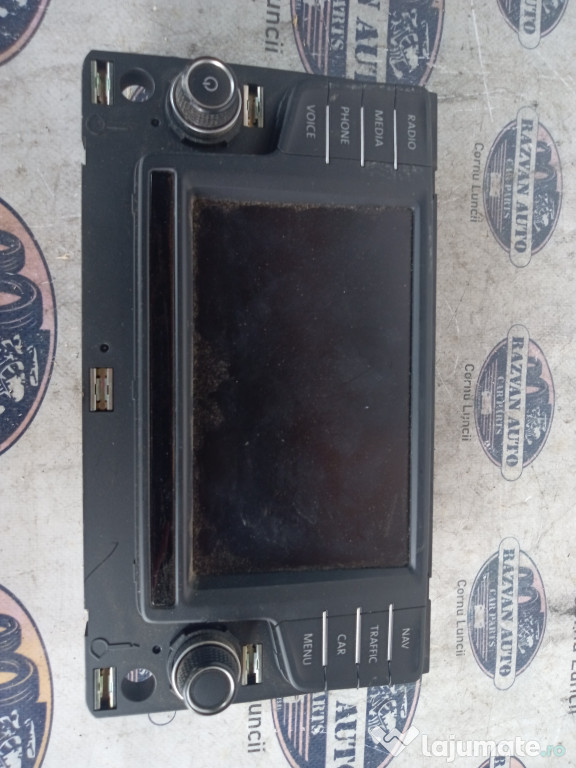 Display navigatie Volkswagen Passat B8 2014