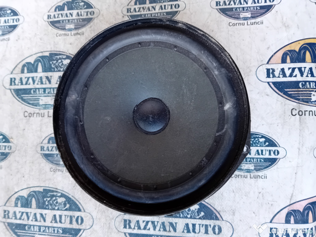 Boxa dreapta fata Volkswagen Sharan