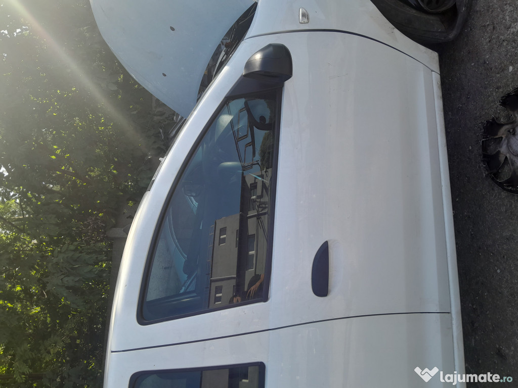 Usa dreapta fata Dacia Sandero 2 2017