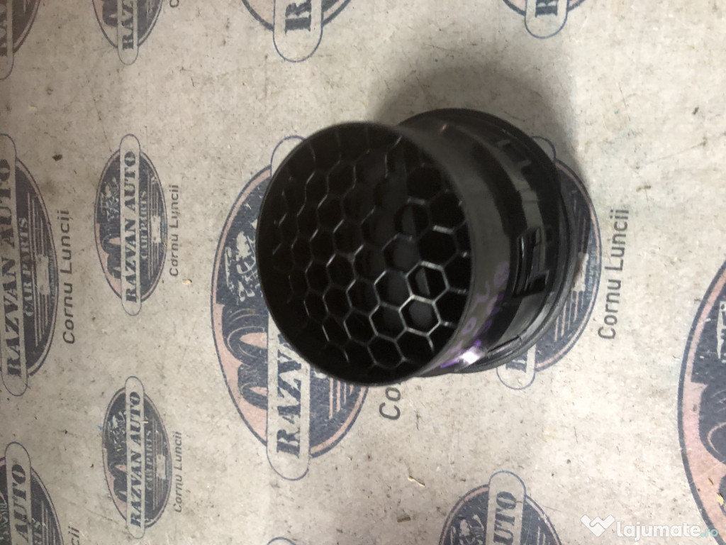 Grila ventilatie Dacia Duster 2019