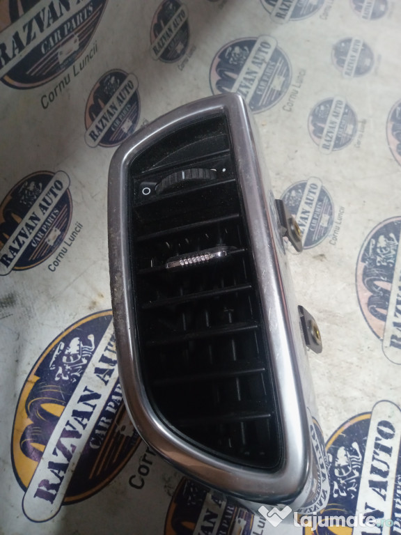 Grila ventilatie stanga Porsche Cayenne 2013