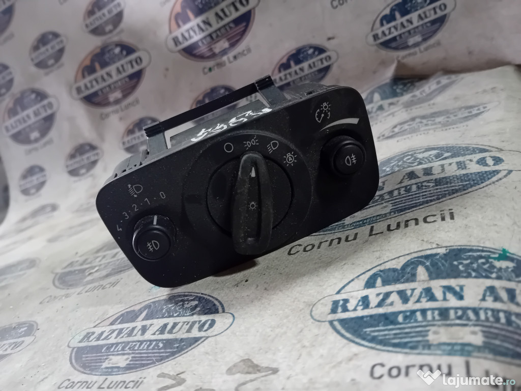 Bloc lumini Ford Kuga 2014