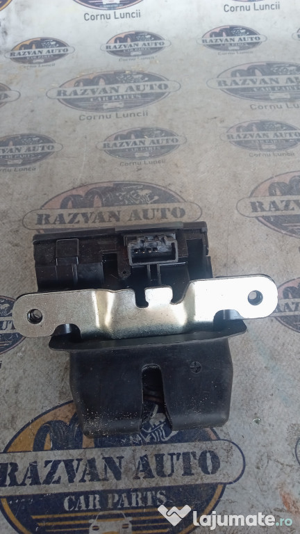 Broasca hayon Ford B-MAX