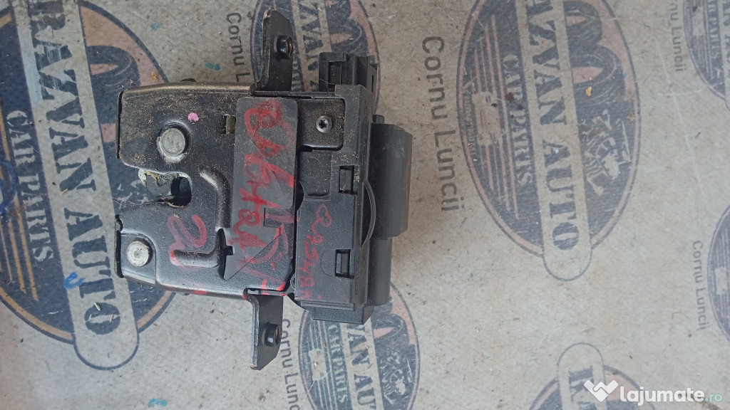 Broasca hayon Nissan Qashqai 2011