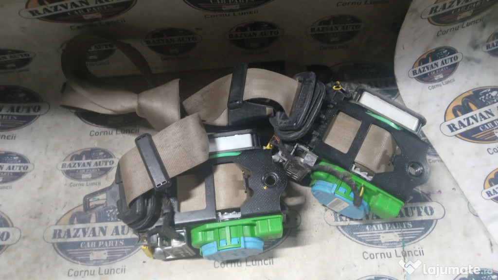 Set Centuri fata cu capsa Audi A5