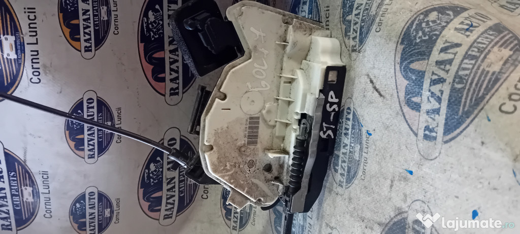 Broasca stanga spate Volkswagen Golf 7 2014
