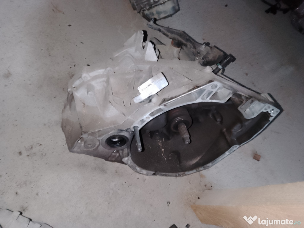 Cutie de viteze 6 trepte Nissan Pulsar 1.2 Benzina 2015