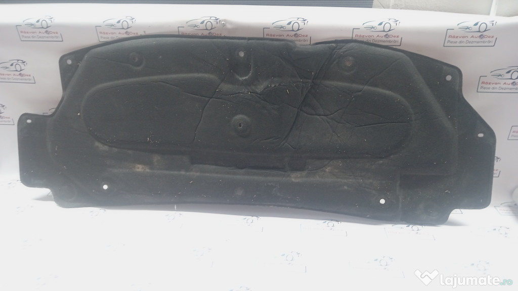 Pâsla capotă Dacia Sandero